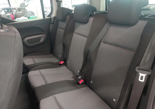 Toyota Proace City Verso cena 130900 przebieg: 1, rok produkcji 2024 z Nowe Miasto nad Pilicą małe 92